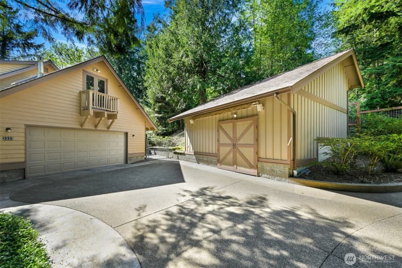 Property photo for 3337 Agate Heights Rd, Bellingham photo 6