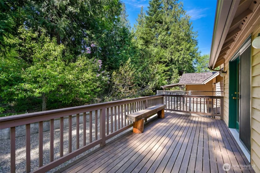 Property photo for 3337 Agate Heights Rd, Bellingham photo 15