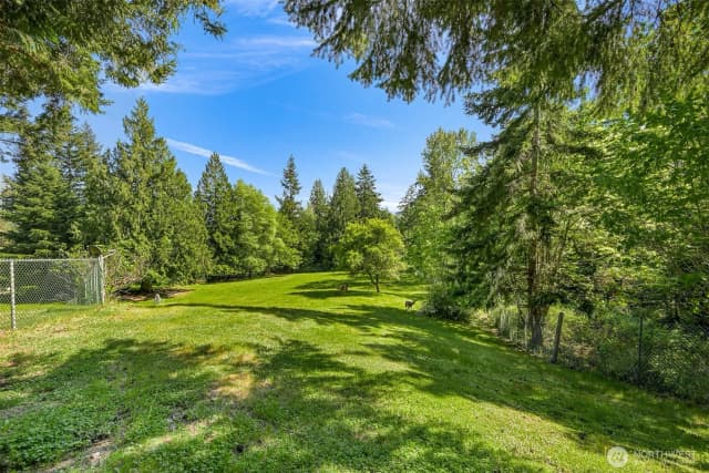 Property photo for 3337 Agate Heights Rd, Bellingham photo 5