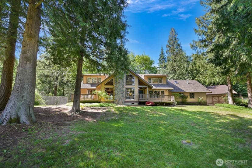 Property photo for 3337 Agate Heights Rd, Bellingham photo 4