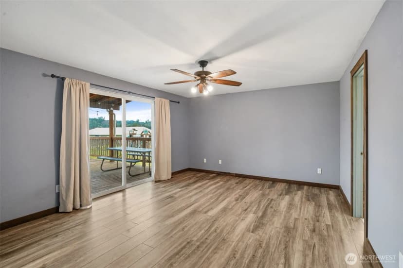 Property photo for 284 Mauerman Road, Chehalis photo 16