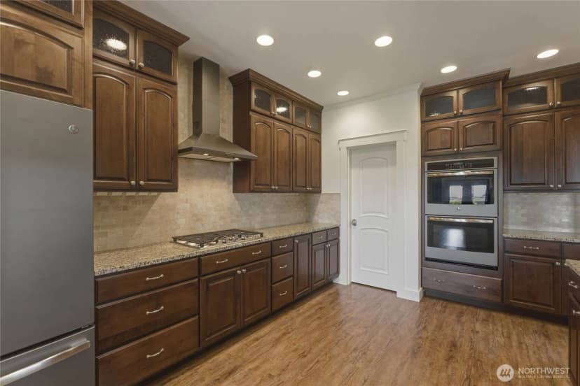 Property photo for 726 L Street Sw, Quincy photo 13
