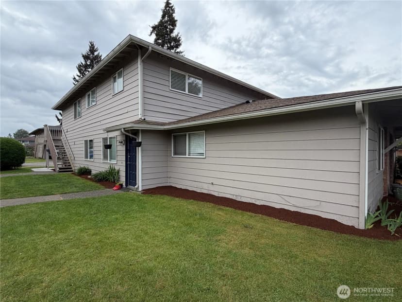 Property photo for 1262 Cedar Avenue #1-4, Marysville photo 3
