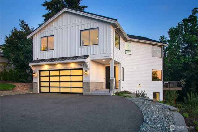 Property photo for 13643 Se 10th Street Se, Bellevue