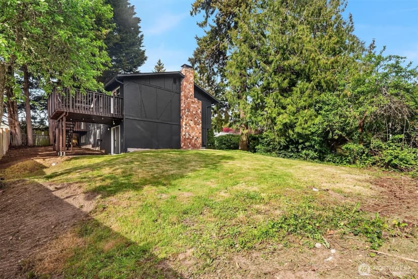 Property photo for 1421 Nw 196th St, Shoreline photo 24