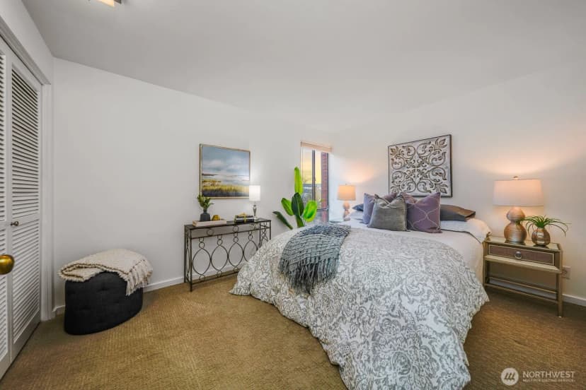 Property photo for 2360 43rd Avenue E #206, Seattle photo 15