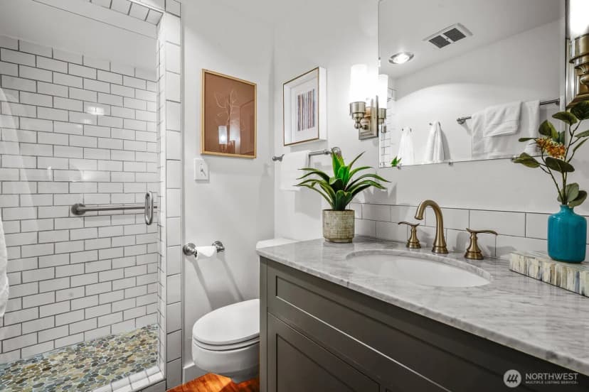 Property photo for 2360 43rd Avenue E #206, Seattle photo 13