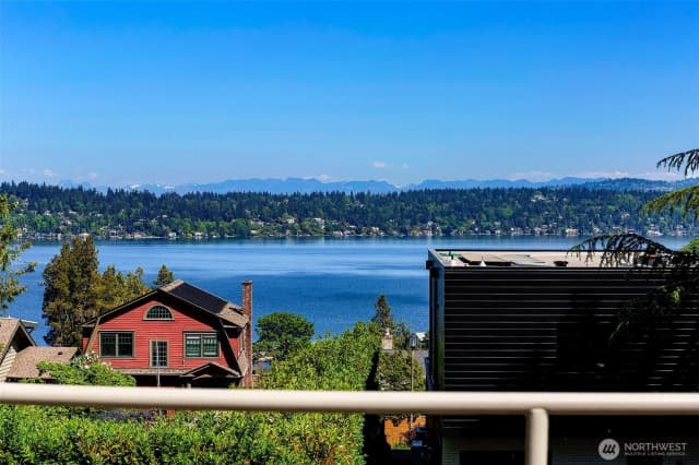Property photo for 3822 S Court Street, Seattle photo 3