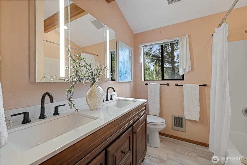Property photo for 22221 N Clear Lake Boulevard Se, Yelm photo 20