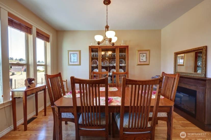 Property photo for 33007 G Place, Ocean Park photo 8