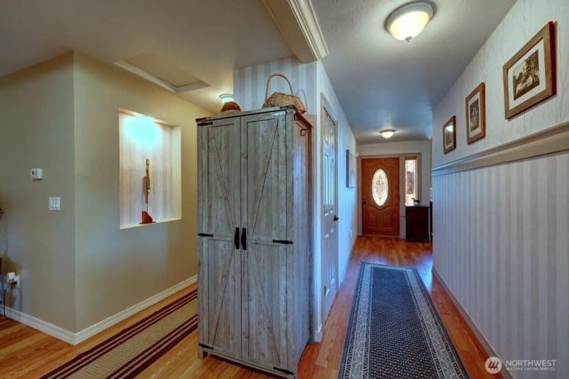 Property photo for 33007 G Place, Ocean Park photo 17