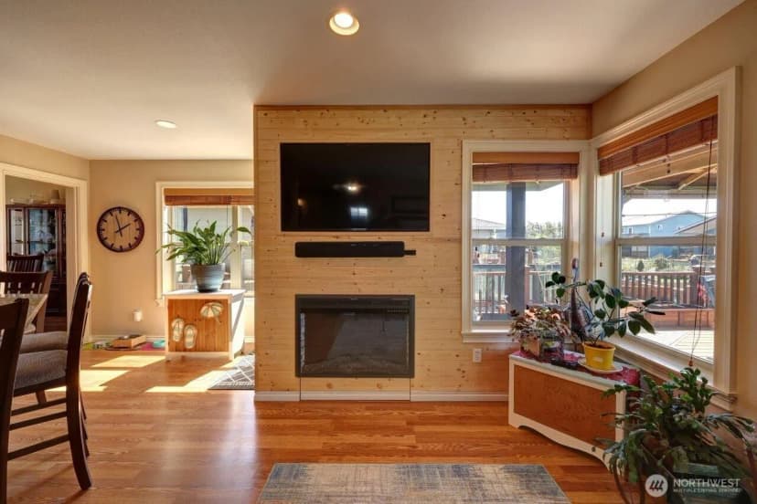 Property photo for 33007 G Place, Ocean Park photo 14