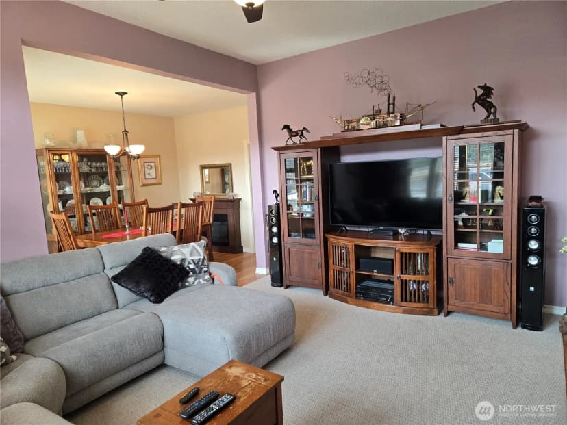 Property photo for 33007 G Place, Ocean Park photo 6
