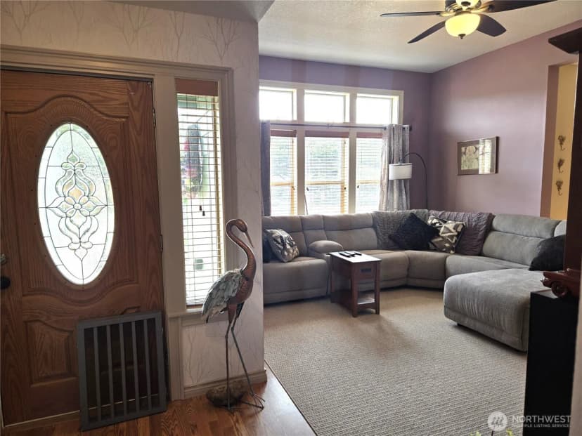 Property photo for 33007 G Place, Ocean Park photo 5