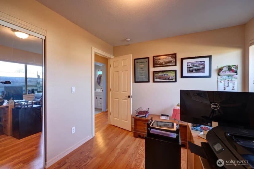 Property photo for 33007 G Place, Ocean Park photo 22
