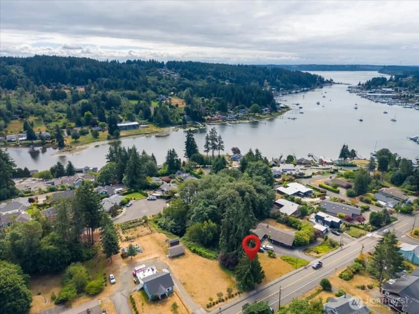 Property photo for 9311 Peacock Hill Avenue, Gig Harbor photo 10