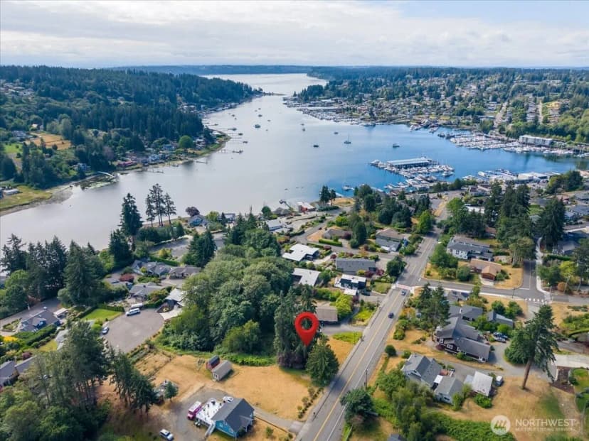 Property photo for 9311 Peacock Hill Avenue, Gig Harbor photo 6