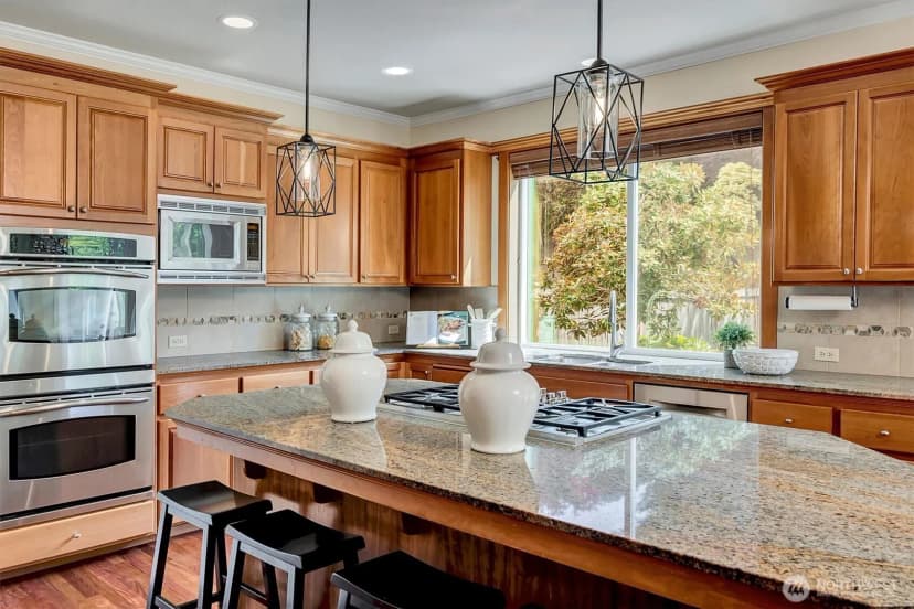 Property photo for 23419 Se 51st Place, Issaquah photo 13