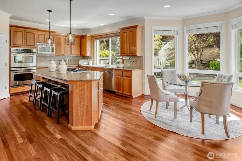 Property photo for 23419 Se 51st Place, Issaquah photo 15