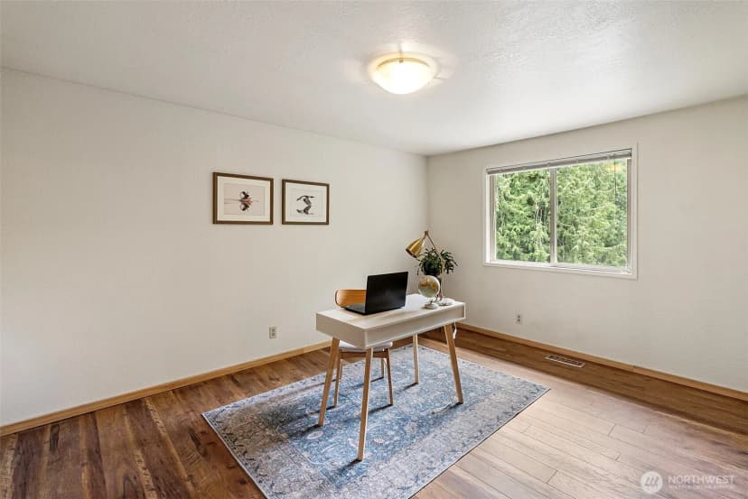 Property photo for 19545 Park Boulevard Ne, Suquamish photo 18