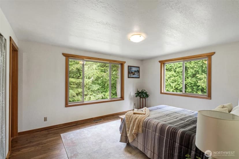 Property photo for 19545 Park Boulevard Ne, Suquamish photo 19