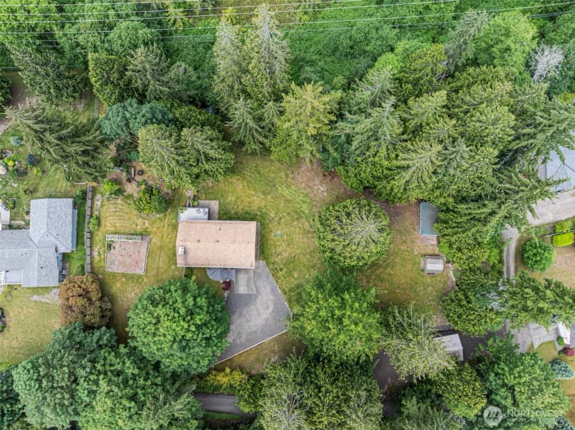 Property photo for 19545 Park Boulevard Ne, Suquamish photo 40