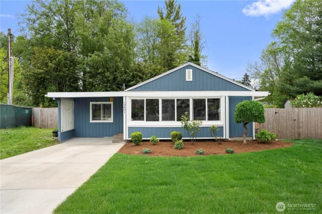 Property photo for 15401 2nd Avenue Ne, Shoreline