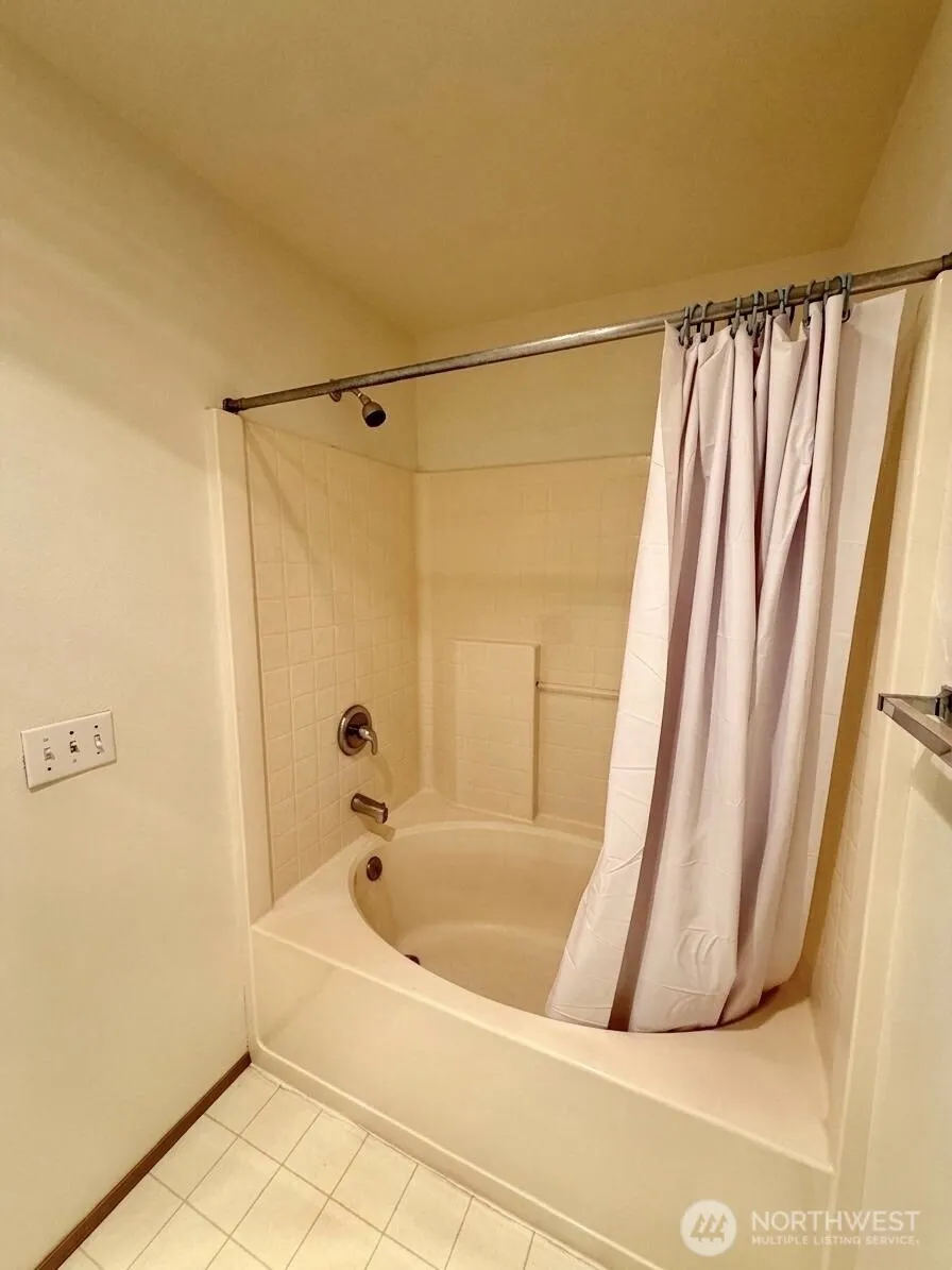Property photo for 23223 59th Place S #20-2, Kent photo 16