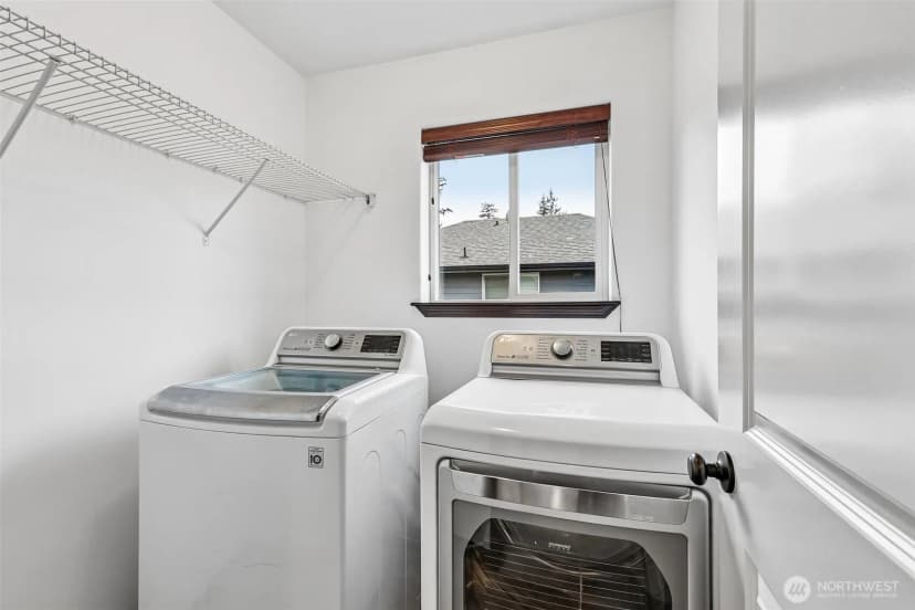 Property photo for 2333 122nd Place Se, Everett photo 16