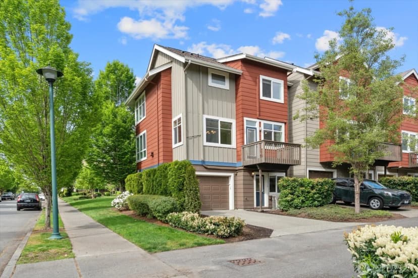 Property photo for 1716 24th Avenue Ne, Issaquah photo 32