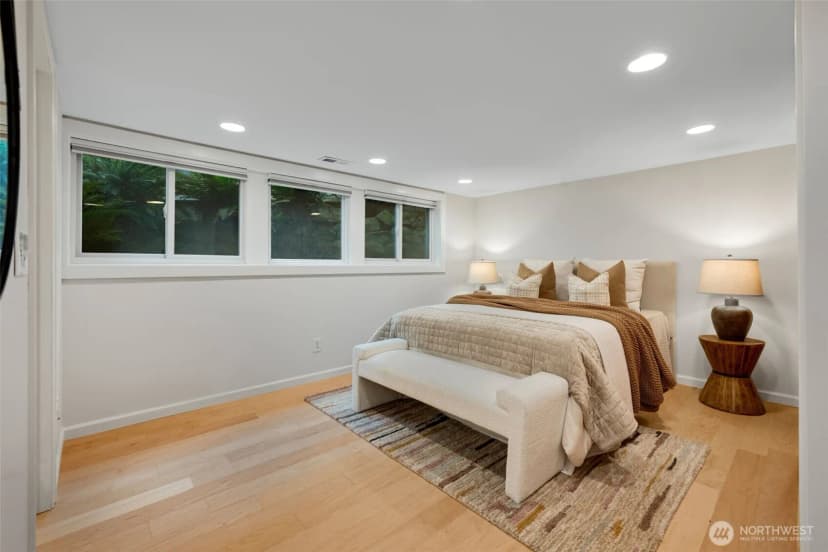 Property photo for 4732 45th Avenue Ne, Seattle photo 26