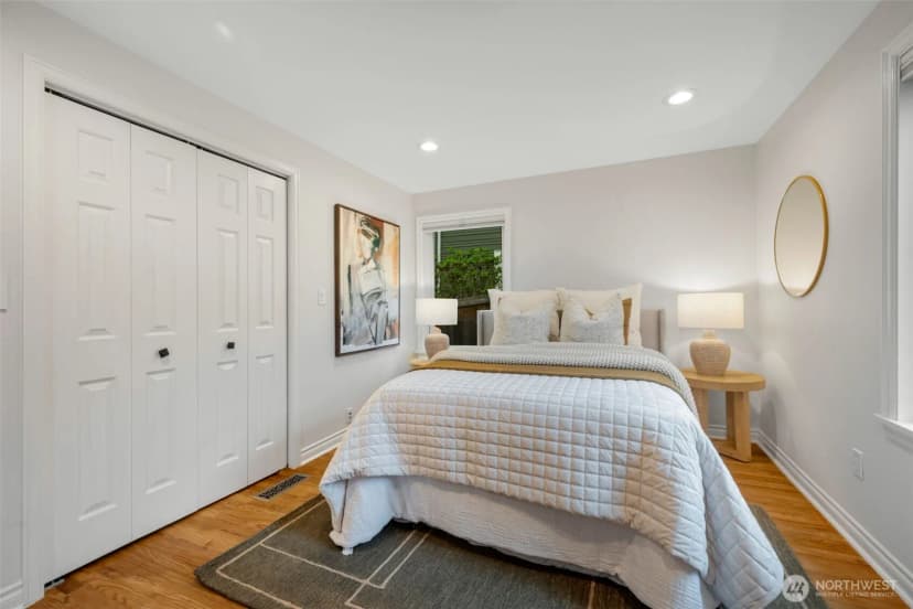 Property photo for 4732 45th Avenue Ne, Seattle photo 18
