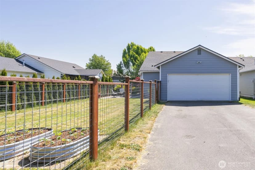 Property photo for 1225 Ash Street, Lynden photo 31