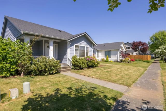 Property photo for 1225 Ash Street, Lynden