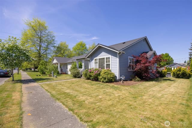 Property photo for 1225 Ash Street, Lynden photo 3