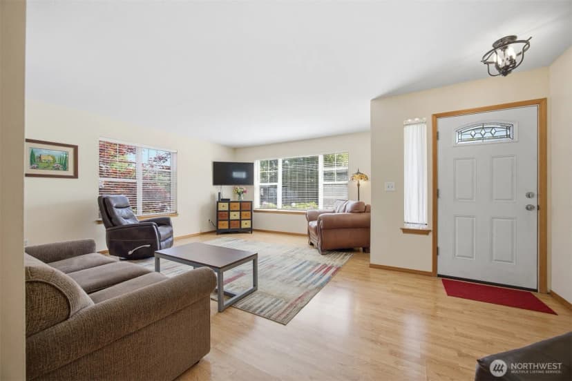 Property photo for 1225 Ash Street, Lynden photo 6