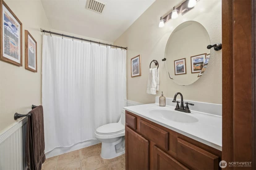 Property photo for 1225 Ash Street, Lynden photo 17