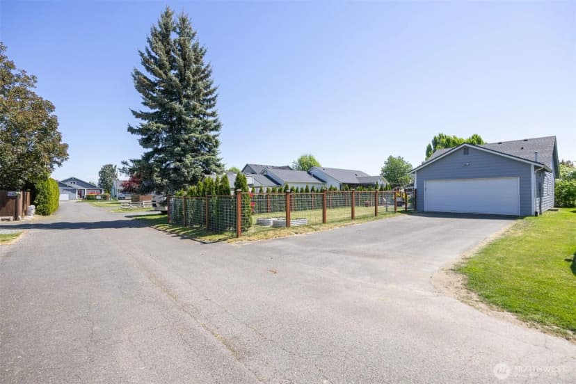 Property photo for 1225 Ash Street, Lynden photo 39