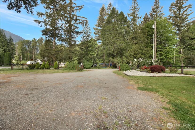 Property photo for 31113 W Whitehorse Drive, Arlington photo 35