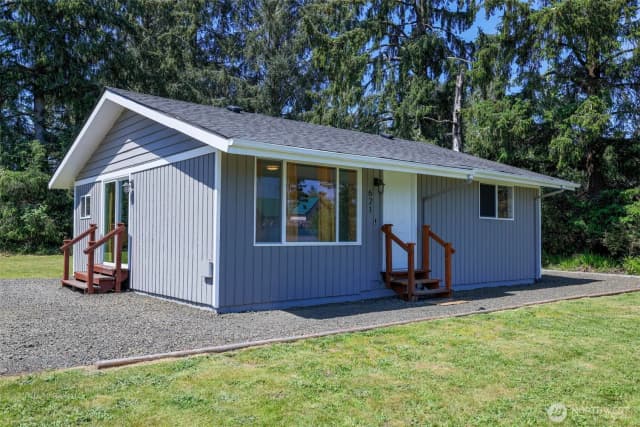 Property photo for 621 N Broadway, Westport