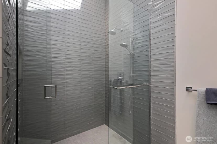 Property photo for 4654 Strawbridge Lane, Langley photo 13
