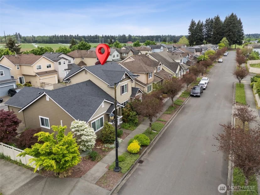 Property photo for 5879 Pennsylvania Street Se, Lacey photo 23