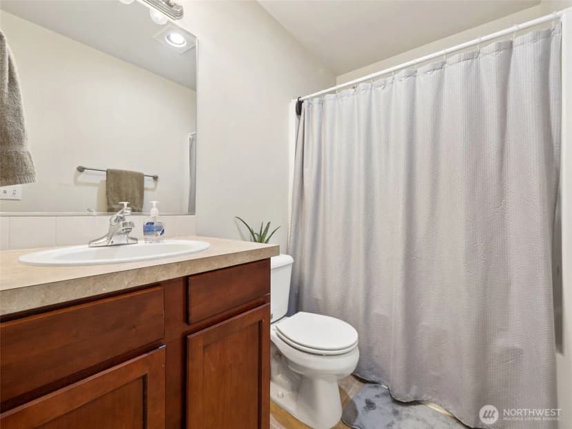 Property photo for 5879 Pennsylvania Street Se, Lacey photo 19