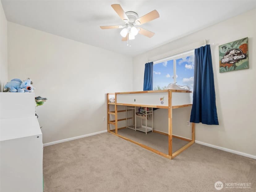 Property photo for 5879 Pennsylvania Street Se, Lacey photo 18