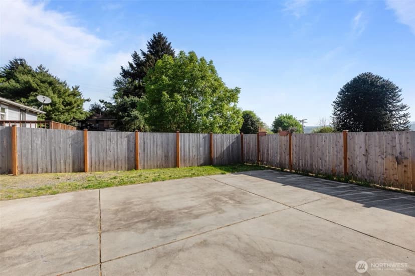 Property photo for 264 Taylor Ave Nw, Renton photo 27