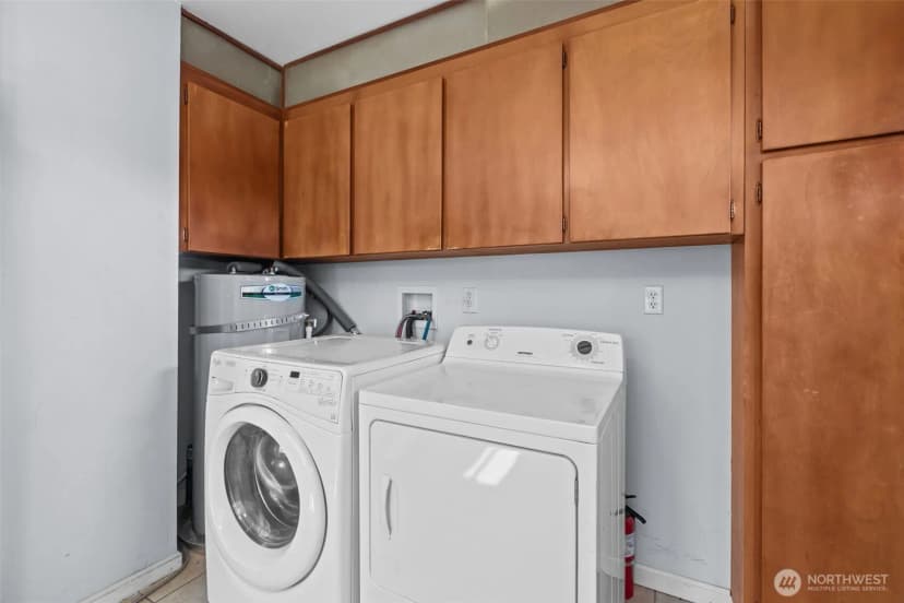 Property photo for 264 Taylor Ave Nw, Renton photo 14