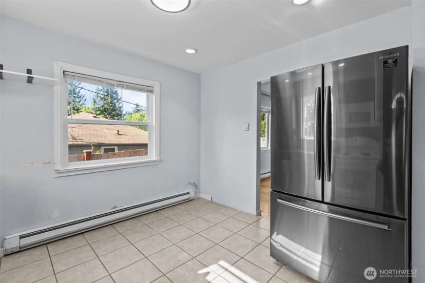 Property photo for 264 Taylor Ave Nw, Renton photo 13