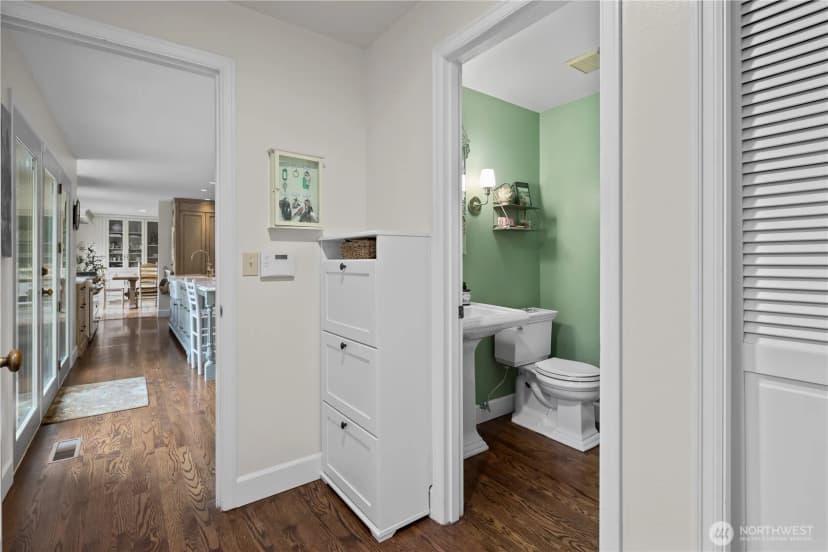 Property photo for 11726 Ne 41st Street, Kirkland photo 16