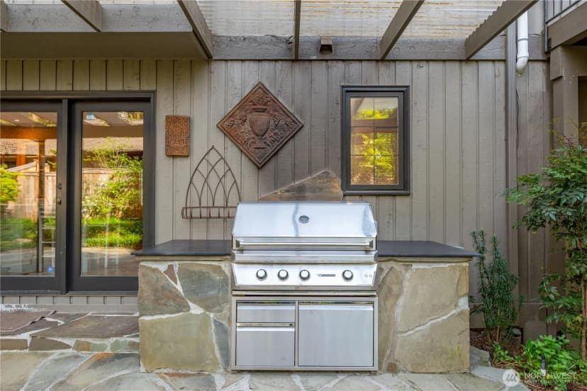 Property photo for 11726 Ne 41st Street, Kirkland photo 32