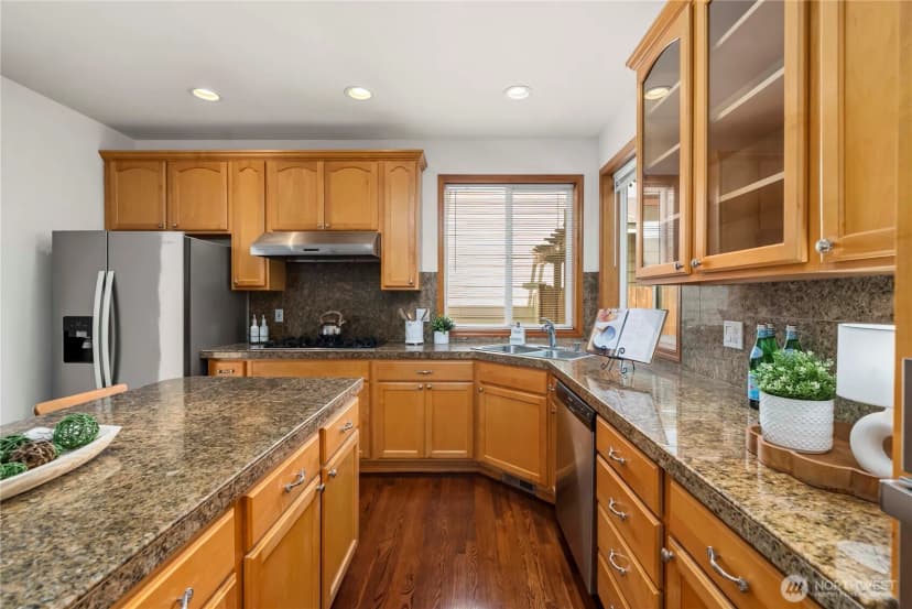 Property photo for 27116 117th Place Se, Kent photo 7